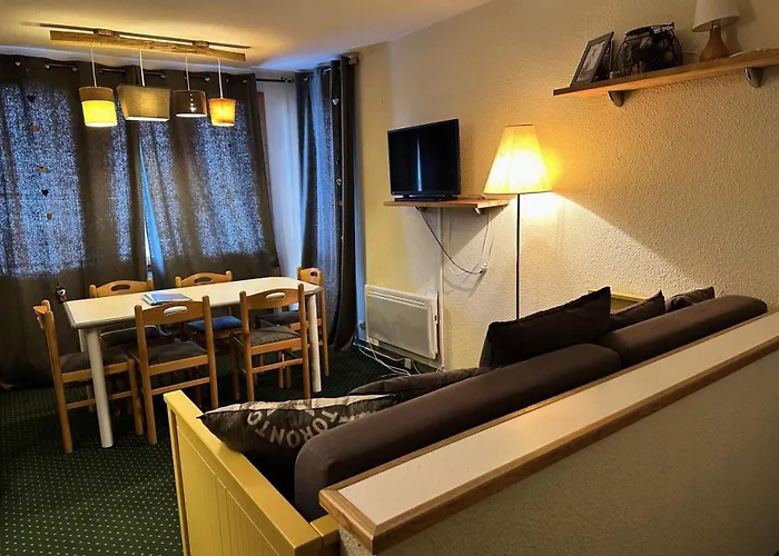 Апартаменты Le De 3 - Bel En Rez De Jardin Mae-4784 *